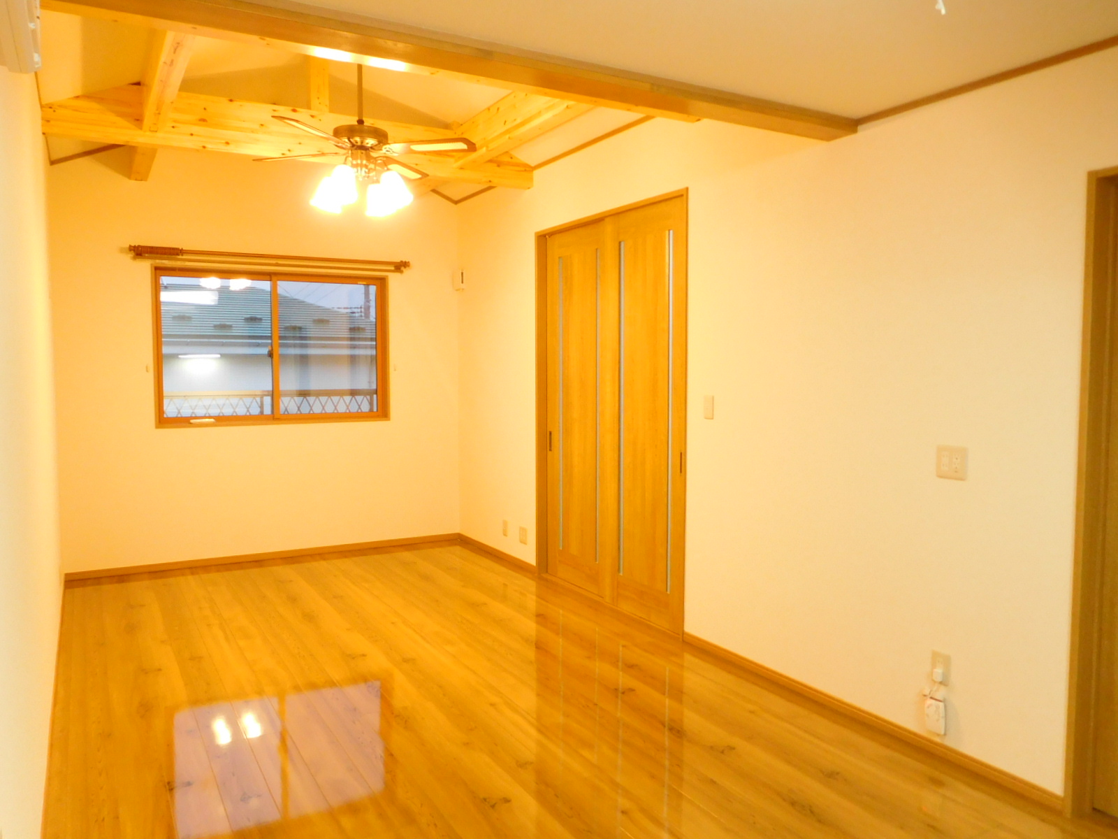 グロリエッタ3 201号室