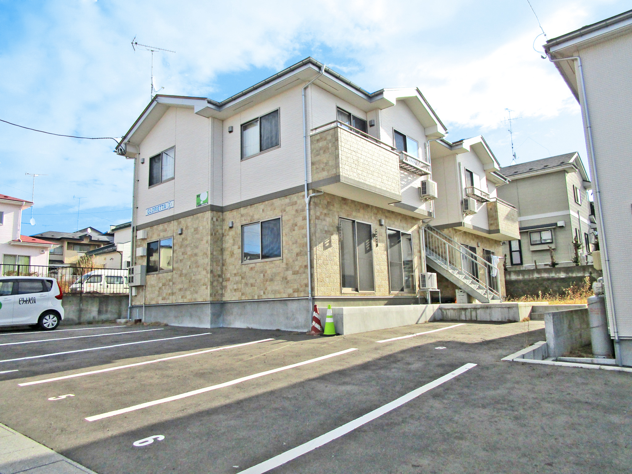 グロリエッタ3　102号室