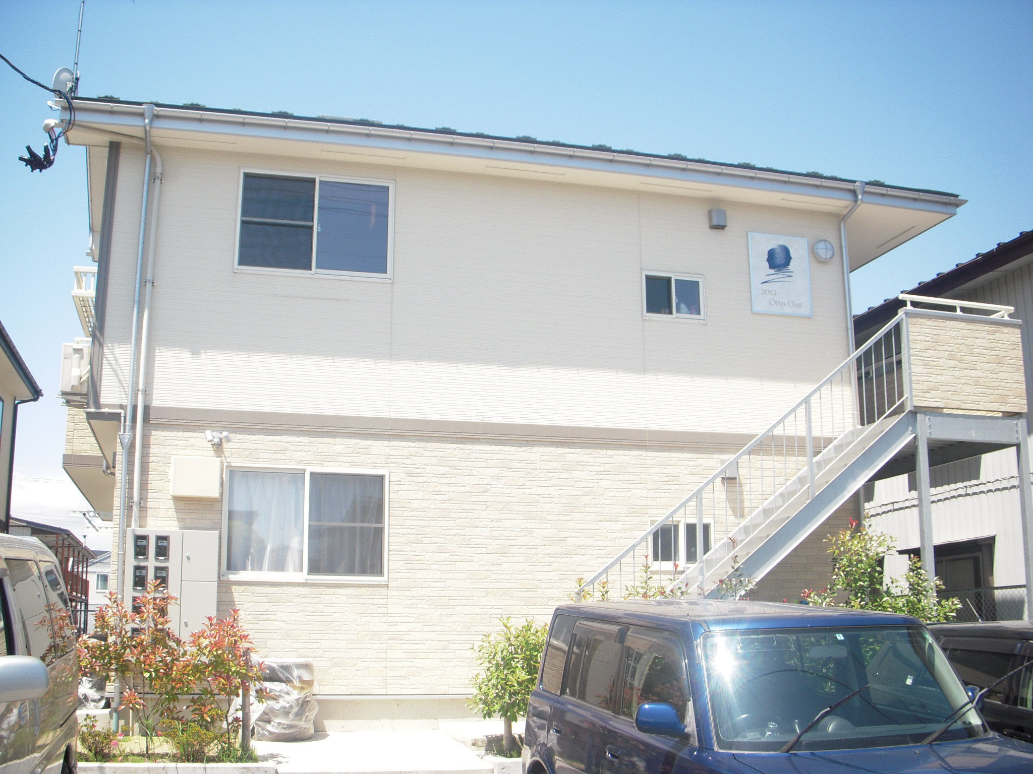 オーパスワン　102号室