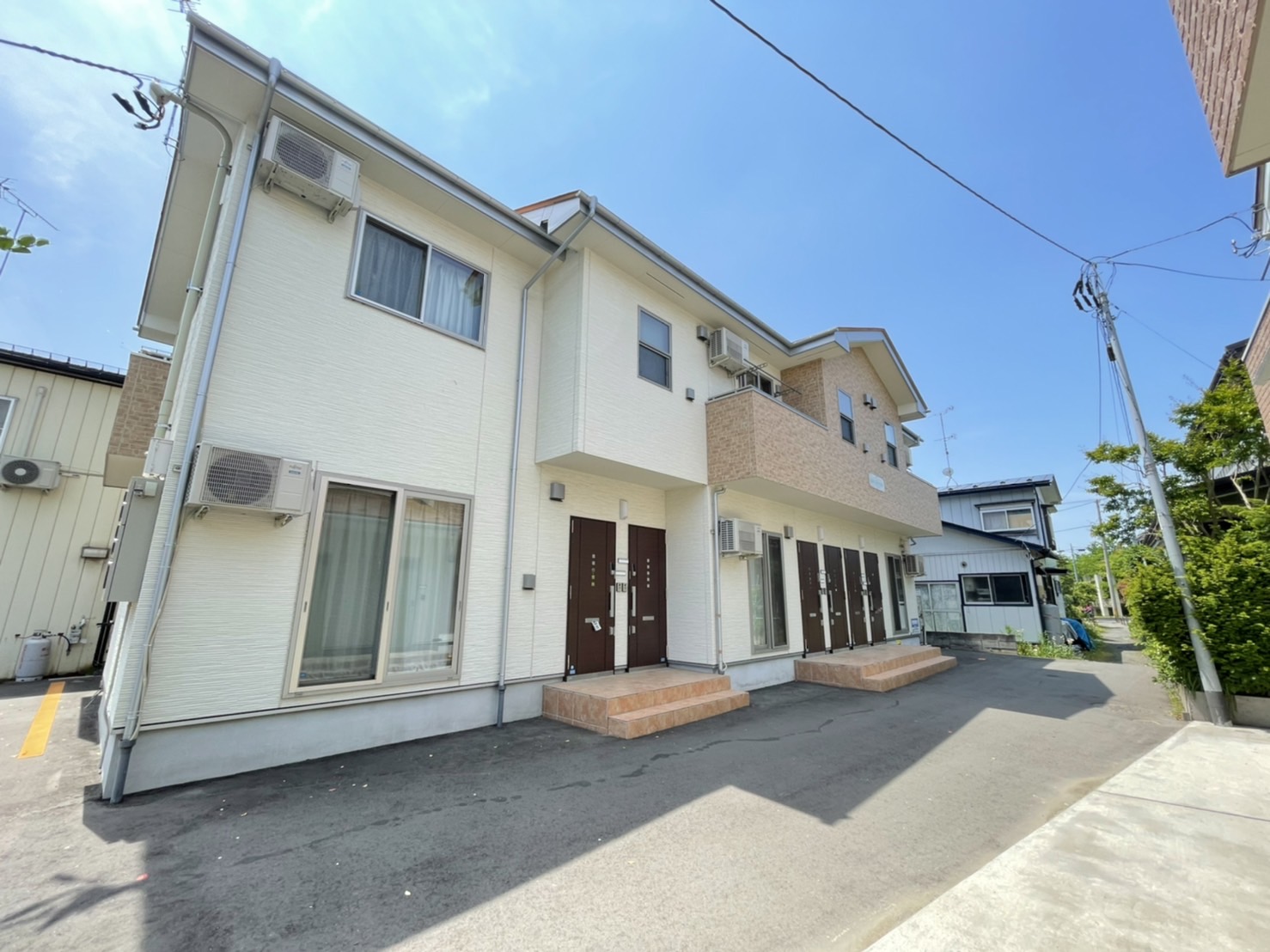 カーサリーブロオット　203号室